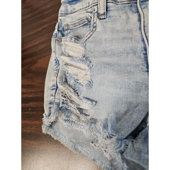 American Eagle Sz 6 Shorts Cut Off Distressed Light Wash Next Level Stretch - Picture 2 of 8